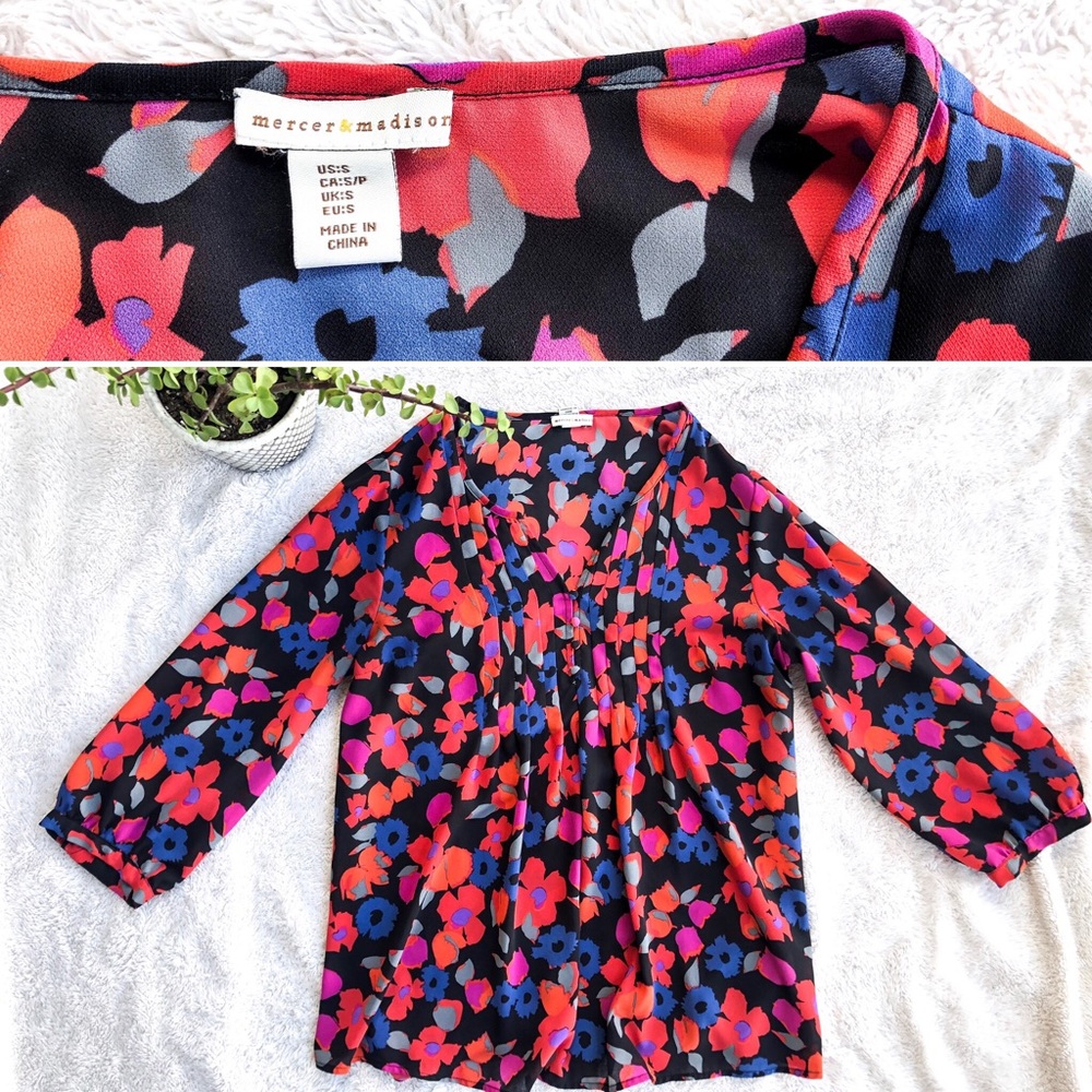 Mercer & Madison floral blouse 💕